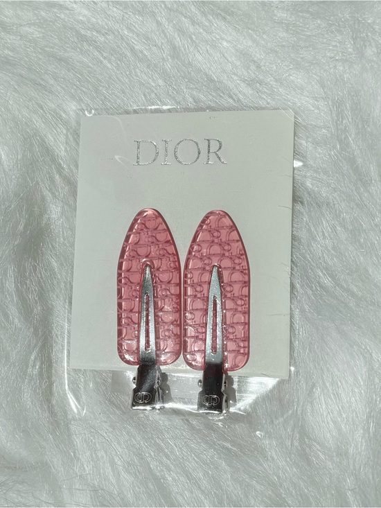 Dior Accessories - 💗BRAND NEW! DIOR VIP HAIR CLIPS💗